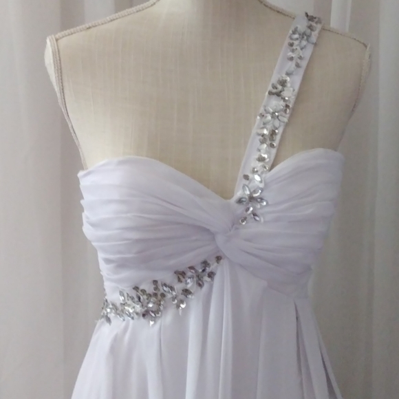 Bridal/Prom/Party/Formal Dress. See measurements - Picture 2 of 8
